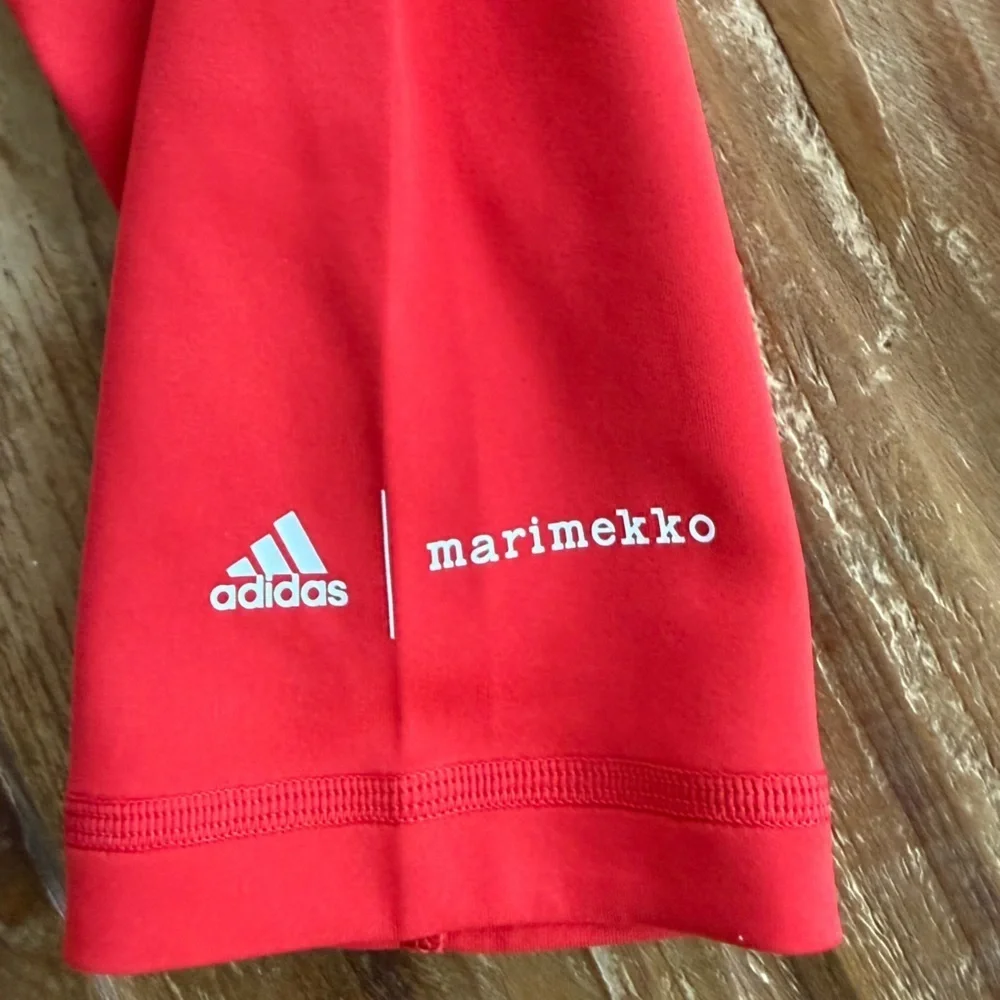 Adidas x Marimekko bralette and leggings/tights set - Picture 5 of 9